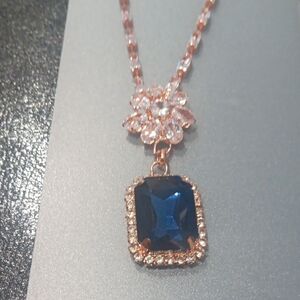 Elegant Blue and Rose Gold Pendant Necklace